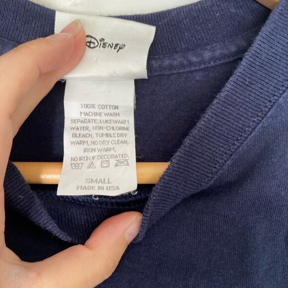 VINTAGE Disney Animal Kingdom T-Shirt Sm Navy Blue Safari Mickey Mouse 1998 Rare - Picture 3 of 6
